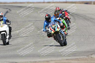 media/Nov-26-2023-TrackDaz (Sun) [[64ad8cfd8f]]/Mock Race/Outside Grapevine/